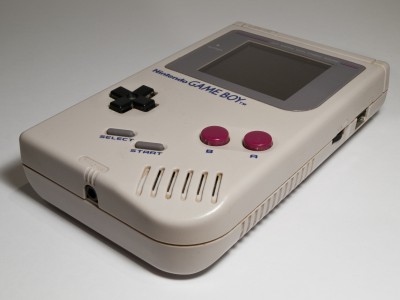  E3  ,    Game Boy