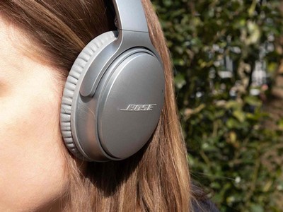   Bose QuietComfort 45   