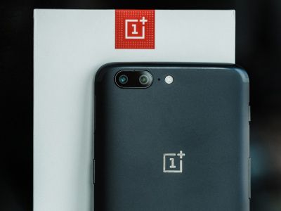 OnePlus      -  