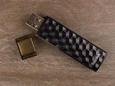  SanDisk Connect Wireless Stick:   