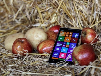 Nokia Lumia 930     800   