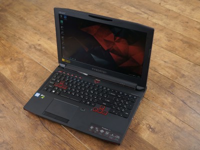  Acer Predator G9-591-79KE:    