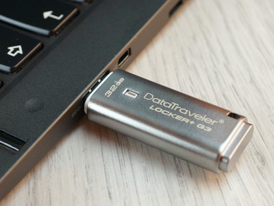  Kingston DataTraveler Locker+ G3:    