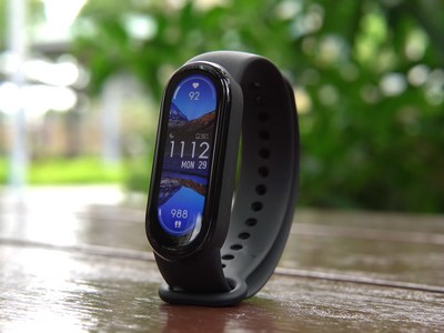     Xiaomi Mi Smart Band 6 []