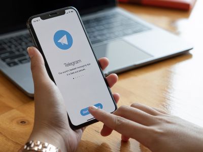  Telegram    