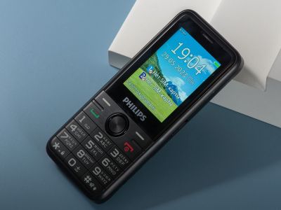 Philips Xenium E6500:    ?