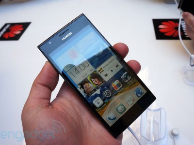 MWC 2013. Huawei Ascend P2 : 4,7- HD 