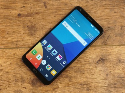  LG Q6a:     