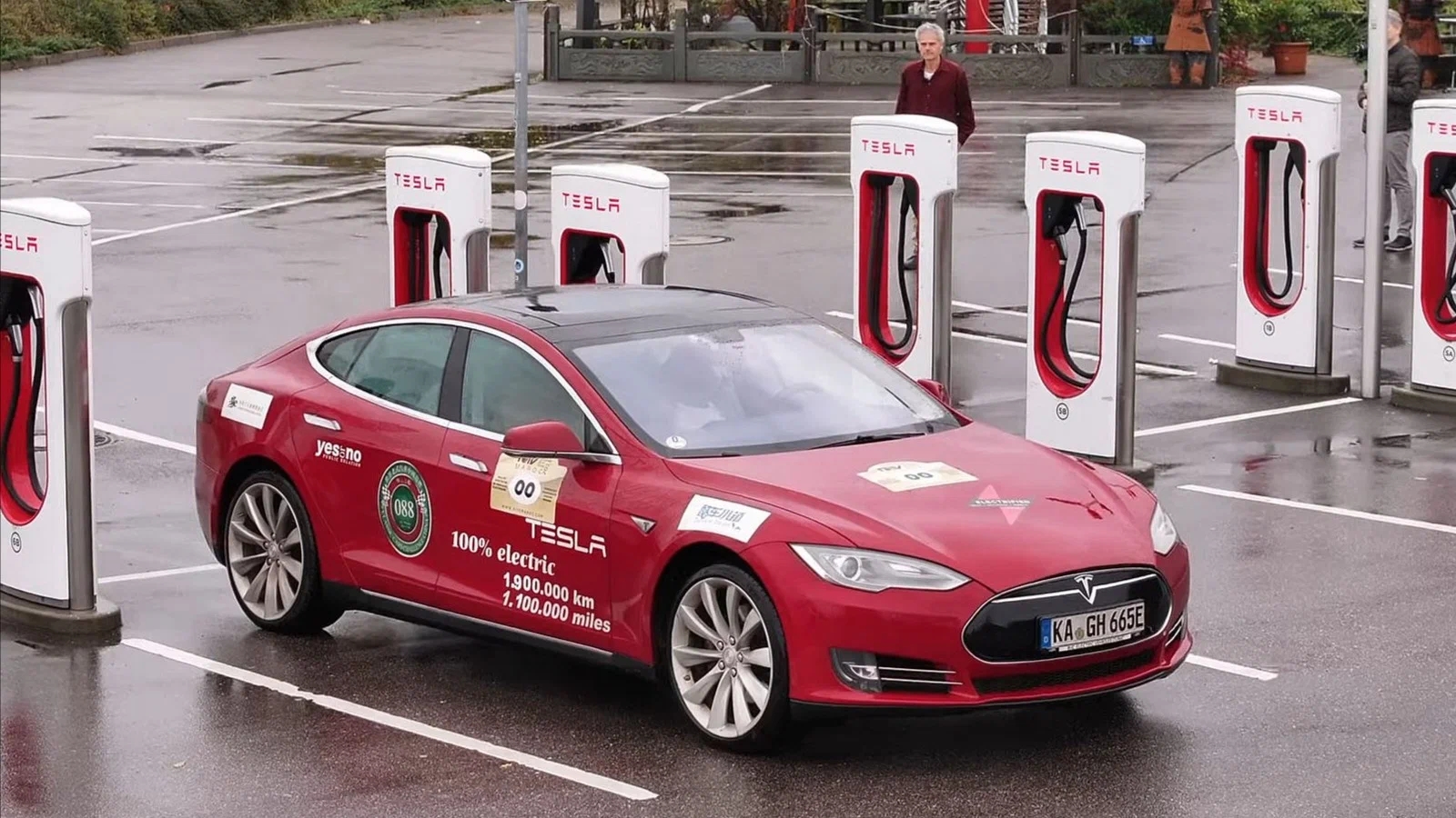 Самая «долгоживущая» Tesla проехала 2 млн км и сменила 13 моторов - 4PDA