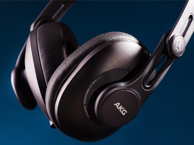  AKG K361-BT:      