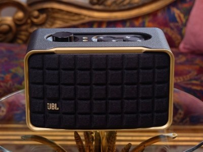   JBL Authentics     -