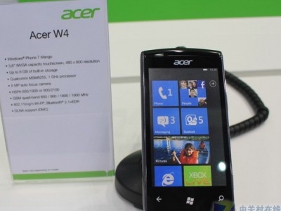 Acer W4 -   Windows Phone Mango