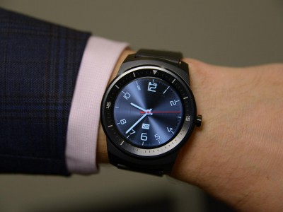 LG G Watch R    $330