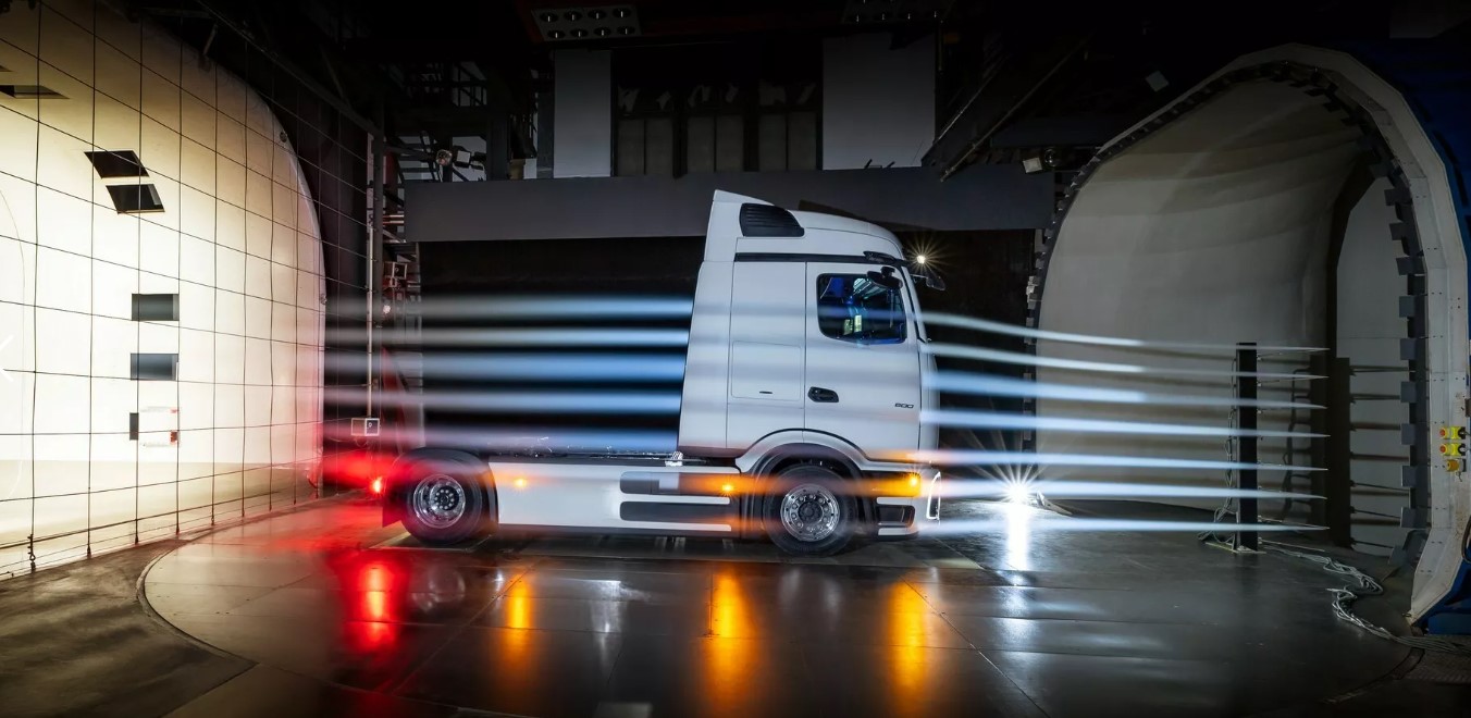 Mercedes-Benz eActros 600 — новый конкурент Tesla Semi с запасом хода 500  км - 4PDA