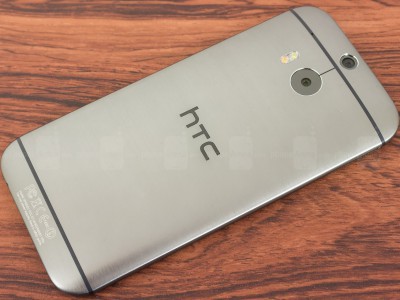  HTC One (M8)     