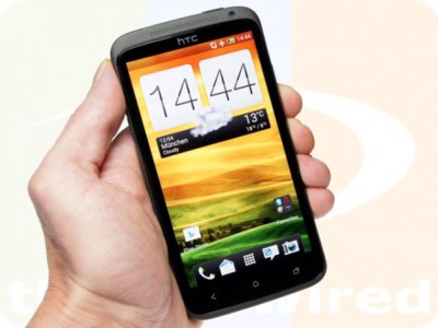 HTC One XL   