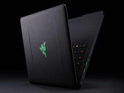  Razer Blade  4K-   Intel Kaby Lake