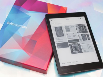   Kobo Aura One     