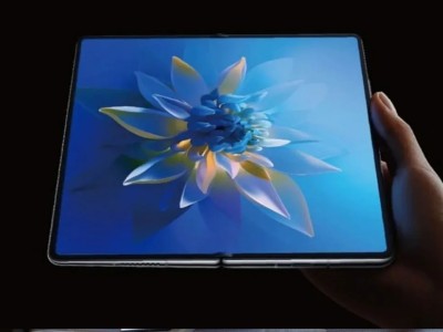 : HUAWEI Mate X3:    