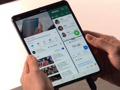 Samsung    Android-  Galaxy Fold