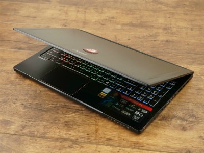  MSI GS63 7RE Stealth Pro:    