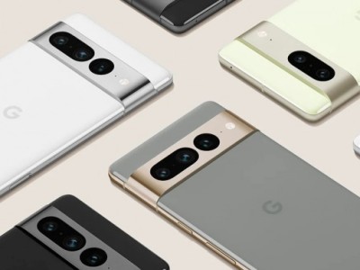 : Google  Pixel 7   Face ID