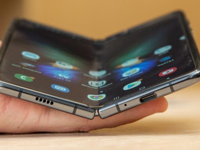 : Samsung Galaxy Fold 2   