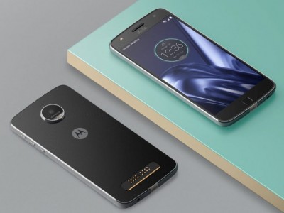 Moto Z Play   Android 7.0 Nougat    