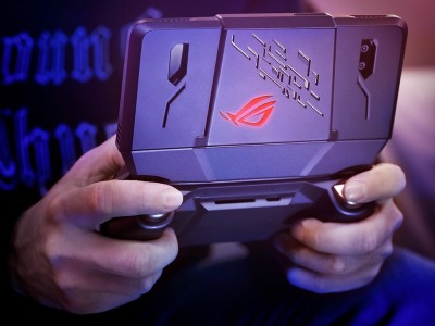 ASUS ROG Phone:  USB Type-C,     90 