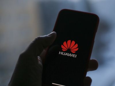 HUAWEI       