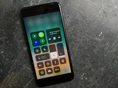   iOS 11    