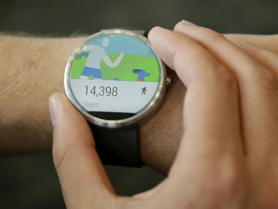 Fossil    -  Android Wear   Intel