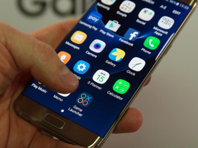 Samsung Galaxy S7  Galaxy S7 Edge   "" TouchWiz