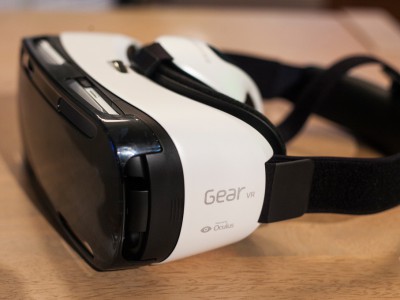  Samsung Gear VR     $199