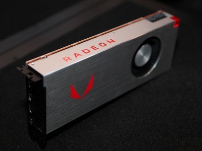 AMD Radeon RX Vega     GTX 1080