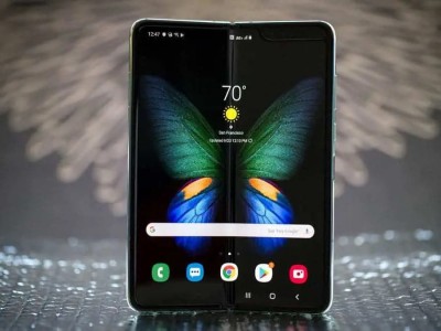        Samsung Galaxy Fold Lite