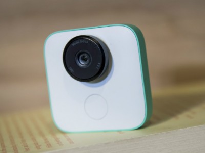  Google Clips      Intel