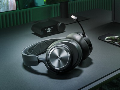 SteelSeries Arctis Nova Pro:  ,       360