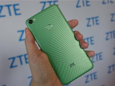  ZTE Hawkeye      