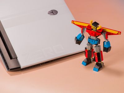  Thunderobot Zero:  ,  