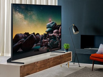 Samsung      8K QLED-