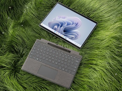 Microsoft Surface Pro 9:      