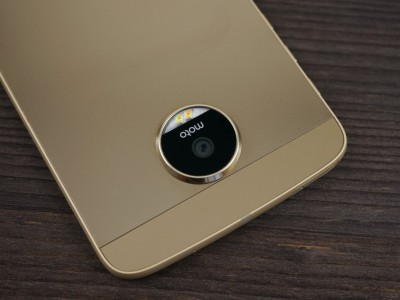 Incipio        Moto Z