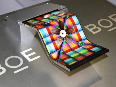  OLED- BOE   LG  Samsung