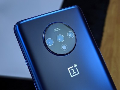 OnePlus 7T        