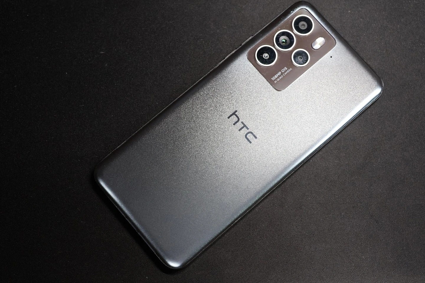 HTC U23 Pro показали на первых реальных снимках - 4PDA