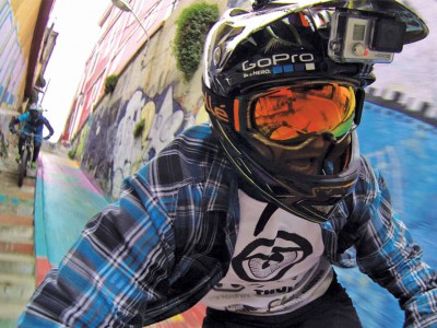    GoPro    