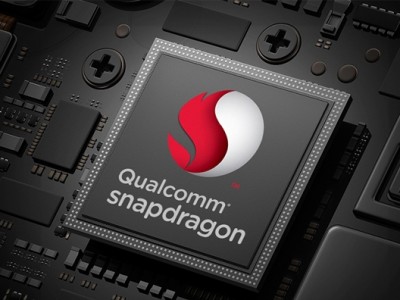 Qualcomm Snapdragon 8cx  Intel Core i5  