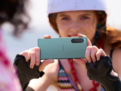  Sony Xperia 5 IV: ,     