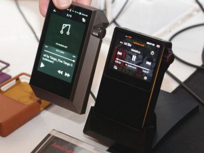 Astell&Kern AK240 -   3 680 